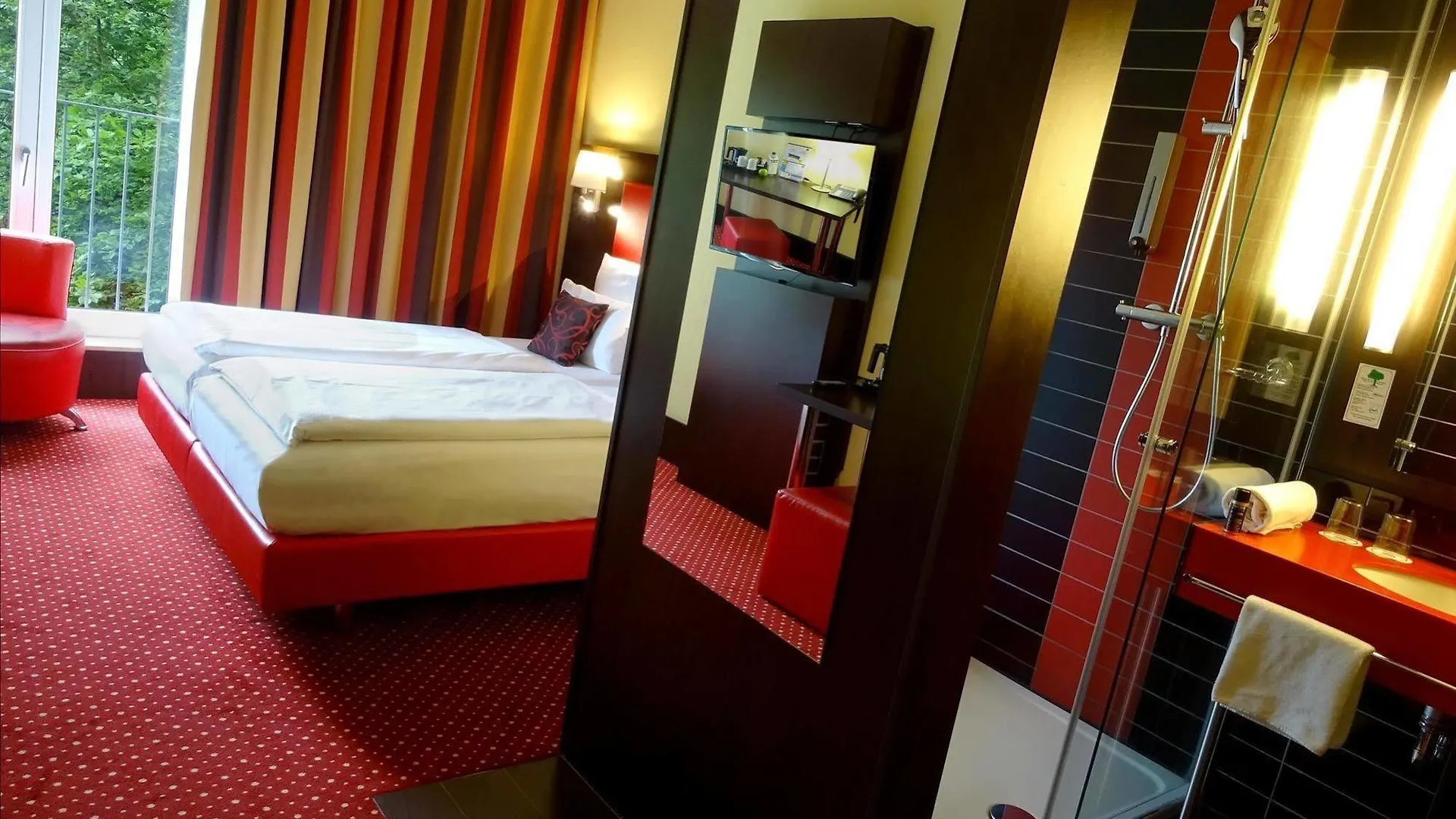 Best Western Plaza Hotel Hamburg 4*,